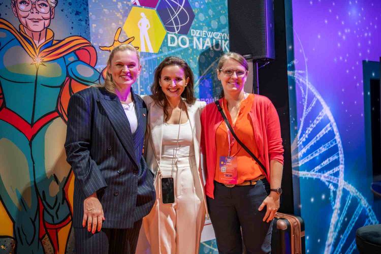 Girls as Engineers, Girls in STEM, Women in Science Zone